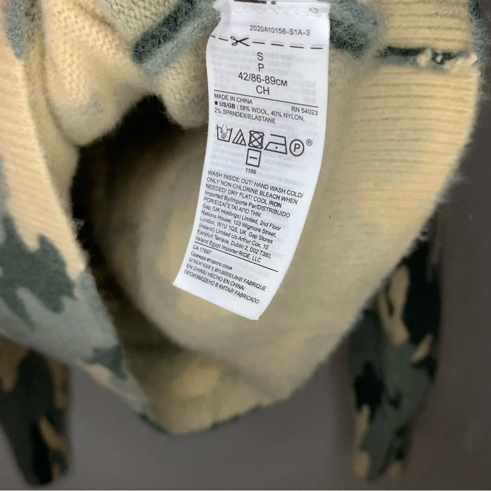 Banana Republic Camo Print Wool Blend Long Sleeve Crewneck Sweater​​​​ - Picture 9 of 9